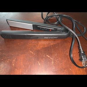 Revlon Hair Straightener